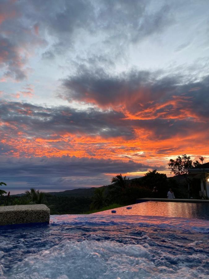 Villa Mountainview Guesthouse Dimiao Exterior foto